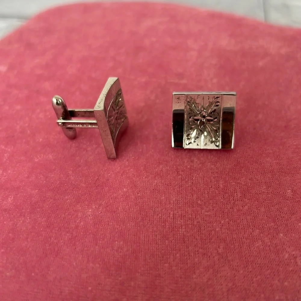 Lamode Sterling silver men’s cuff links